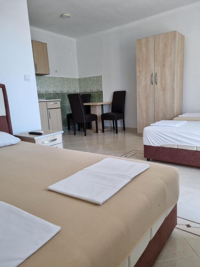 Apartmani Ani Bar Buitenkant foto