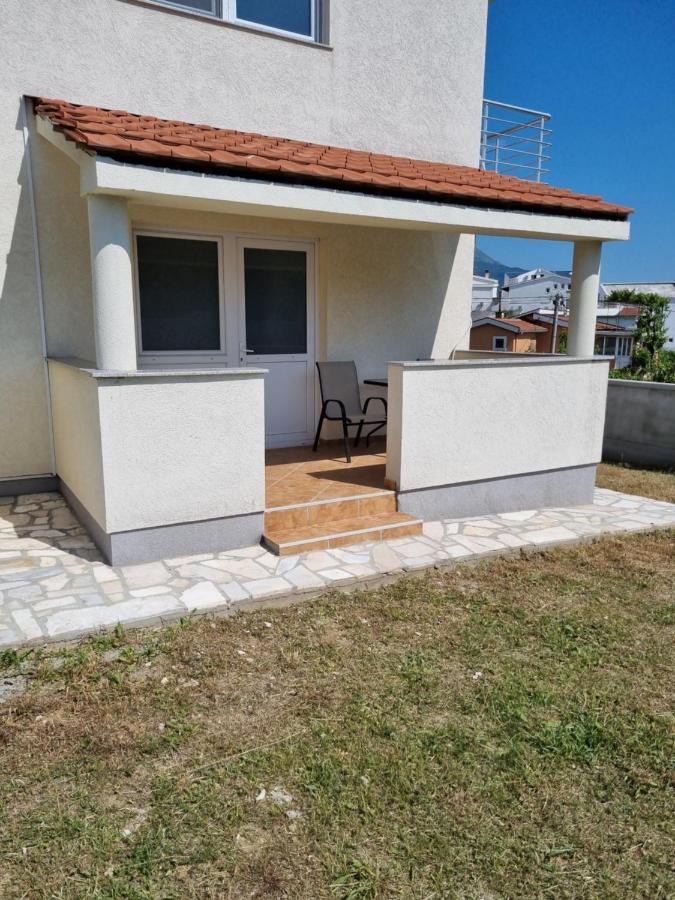 Apartmani Ani Bar Buitenkant foto