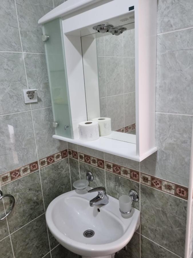 Apartmani Ani Bar Buitenkant foto