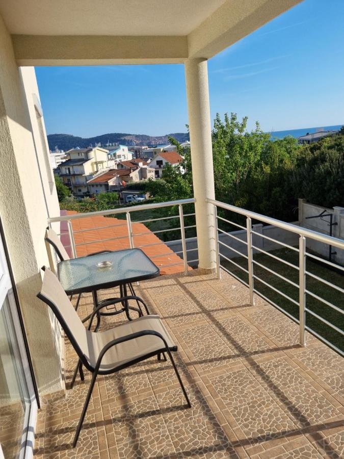 Apartmani Ani Bar Buitenkant foto