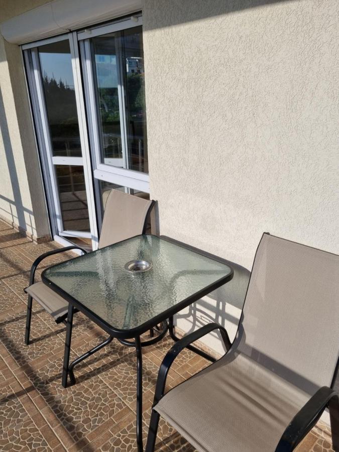 Apartmani Ani Bar Buitenkant foto